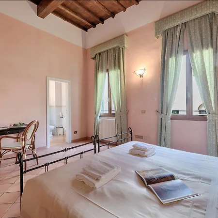 Strozzi Luxury Apartment-2
